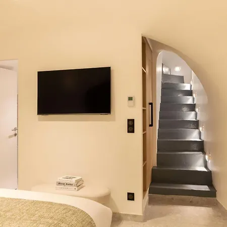 Modern -ac-1br-4p-pantheon *