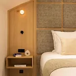 Modern -ac-1br-4p-pantheon