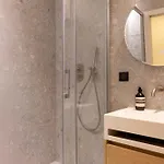 Modern -ac-1br-4p-pantheon