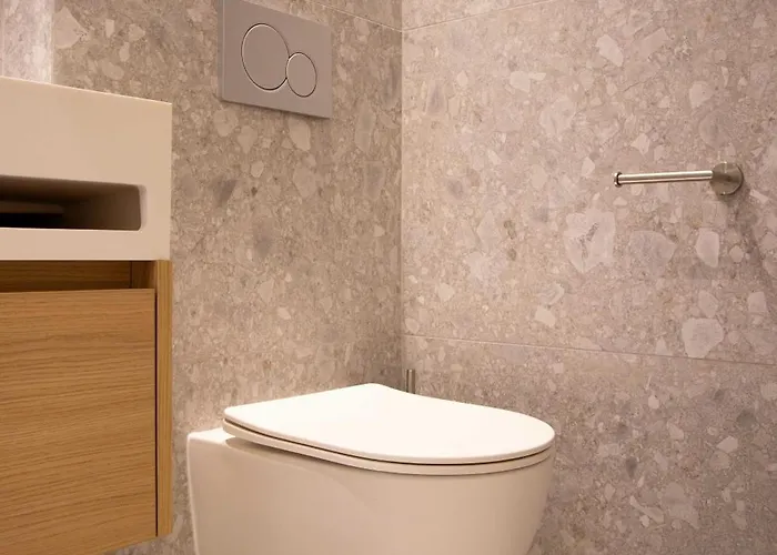 Modern -ac-1br-4p-pantheon